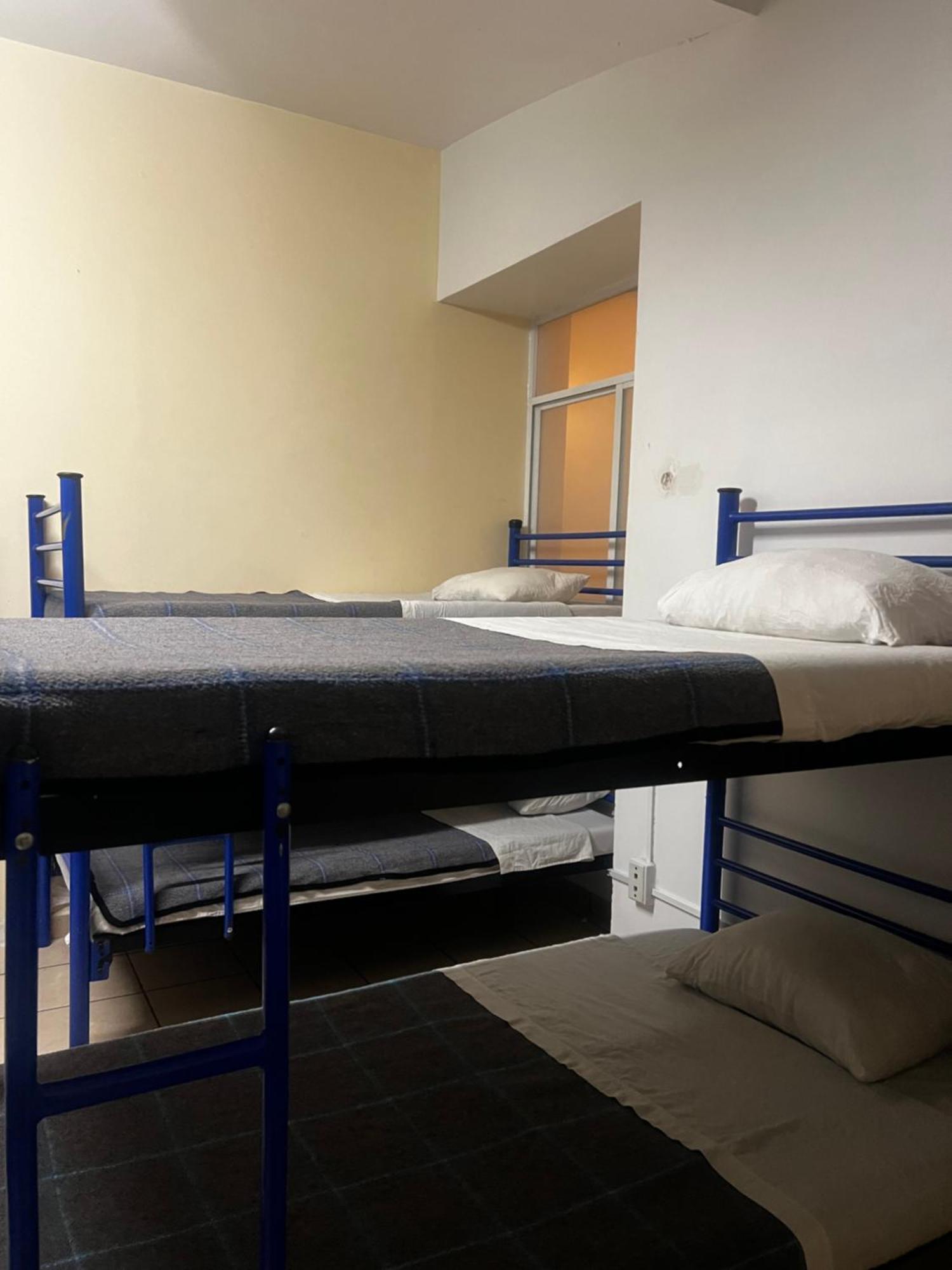 Amigo Hostel *